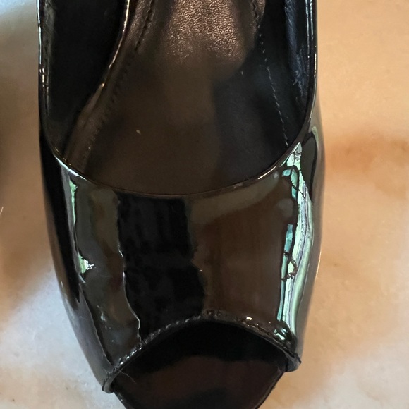 Arturo Chiang Black Patent Leather Peeptoe Pumps Size 7.5 - Picture 5 of 9
